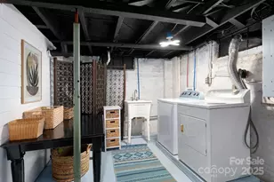 303 Country Club Rd, Asheville, NC 28804 - Photo 33