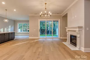 305 Audrey Pl, Charlotte, NC 28226 - Photo 5