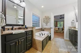 5005 Woodwinds Dr NE, Hickory, NC 28601 - Photo 23