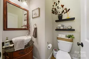 5005 Woodwinds Dr NE, Hickory, NC 28601 - Photo 25