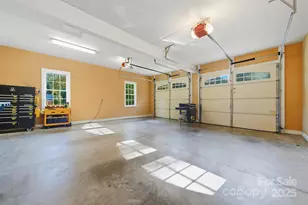 5005 Woodwinds Dr NE, Hickory, NC 28601 - Photo 35