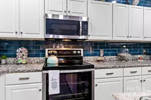 7828 Dunoon Ln, Charlotte, NC 28269 - Photo 17