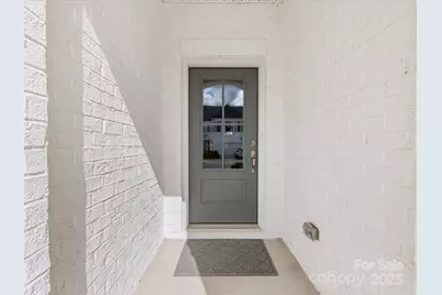 6033 Mariemont Circle, Charlotte, NC 28226 - Photo 5