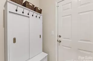 6033 Mariemont Cir, Charlotte, NC 28226 - Photo 23