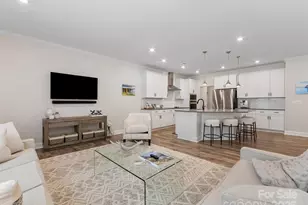 6033 Mariemont Cir, Charlotte, NC 28226 - Photo 15