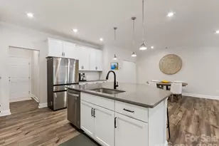 6033 Mariemont Cir, Charlotte, NC 28226 - Photo 21