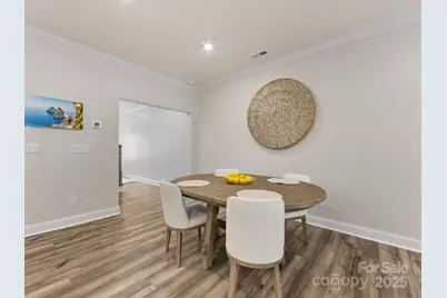 6033 Mariemont Circle, Charlotte, NC 28226 - Photo 9