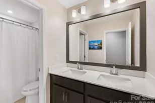 6033 Mariemont Cir, Charlotte, NC 28226 - Photo 33