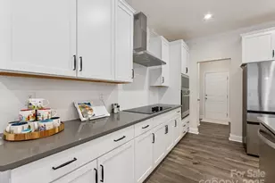 6033 Mariemont Cir, Charlotte, NC 28226 - Photo 21