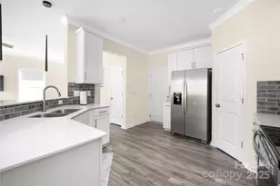 23136 Clarabelle Dr, Charlotte, NC 28273 - Photo 29