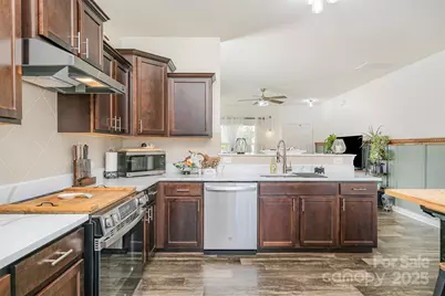 829 Georgia Oak Lane, Landis, NC 28088 - Photo 5