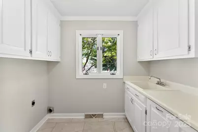 1505 N Cansler Street N, Kings Mountain, NC 28086 - Photo 13