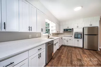 808 Church Street NW, Valdese, NC 28690 - Photo 23