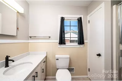 808 Church Street NW, Valdese, NC 28690 - Photo 33