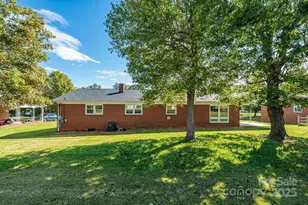 808 Church St NW, Valdese, NC 28690 - Photo 9