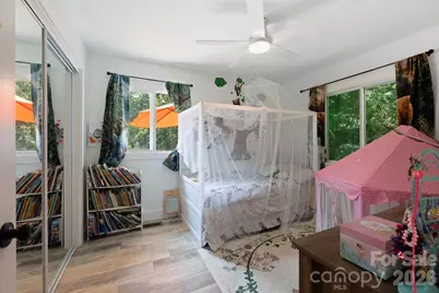 300 Wilson Drive, Brevard, NC 28712 - Photo 9