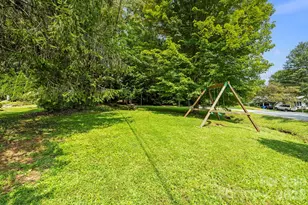 300 Wilson Dr, Brevard, NC 28712 - Photo 27