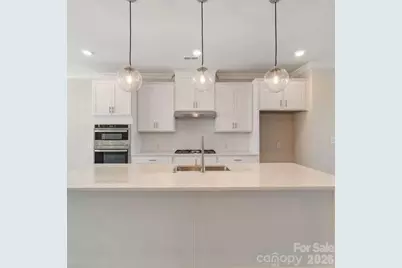 4028 Hidden Oaks Drive, Charlotte, NC 28205 - Photo 11