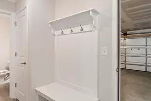 4028 Hidden Oaks Dr, Charlotte, NC 28205 - Photo 7