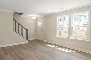 4028 Hidden Oaks Dr, Charlotte, NC 28205 - Photo 5