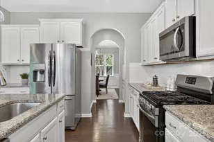 7019 Hamilton Mill Dr, Waxhaw, NC 28173 - Photo 9