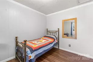 364 Greenlea Cir, Taylorsville, NC 28681 - Photo 21