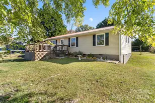 364 Greenlea Cir, Taylorsville, NC 28681 - Photo 3