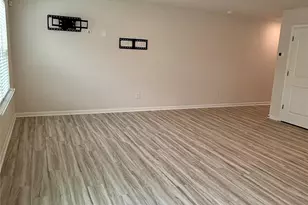 5141 Hyrule Dr, Charlotte, NC 28262 - Photo 9