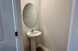 5141 Hyrule Dr, Charlotte, NC 28262 - Photo 5