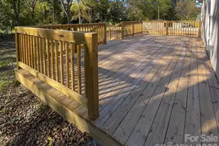 433 Clinton Ave, Lancaster, SC 29720 - Photo 5