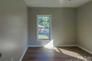 433 Clinton Ave, Lancaster, SC 29720 - Photo 17