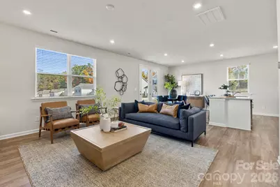 255 Bezelle Avenue, York, SC 29745 - Photo 9