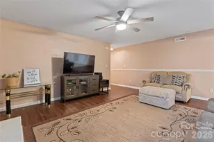 7259 Winery Ln, Charlotte, NC 28227 - Photo 7