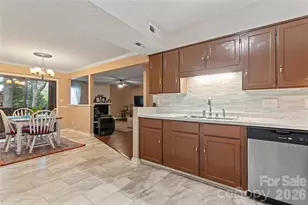 7259 Winery Ln, Charlotte, NC 28227 - Photo 15