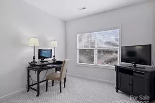 3927 Arbor Ln, Charlotte, NC 28209 - Photo 13