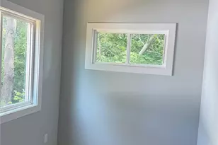 1 Freeport Ln, Asheville, NC 28806 - Photo 3