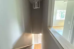 1 Freeport Ln, Asheville, NC 28806 - Photo 5