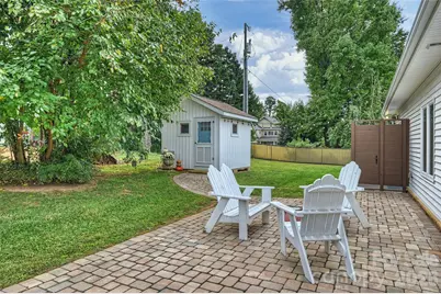 21228 Lakeview Circle, Cornelius, NC 28031 - Photo 37