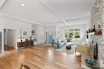 21228 Lakeview Circle, Cornelius, NC 28031 - Photo 7