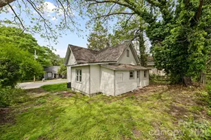 318 S Liberty St, Gastonia, NC 28052 - Photo 33