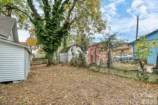 318 S Liberty St, Gastonia, NC 28052 - Photo 29