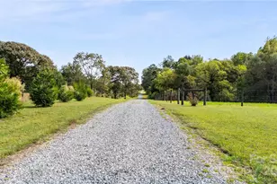 660 Scoggins Rd, Rutherfordton, NC 28139 - Photo 47