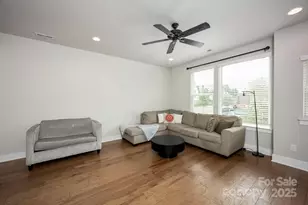 2135 Bryant Park Dr, Charlotte, NC 28208 - Photo 13