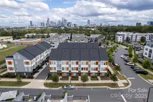 2135 Bryant Park Dr, Charlotte, NC 28208 - Photo 31