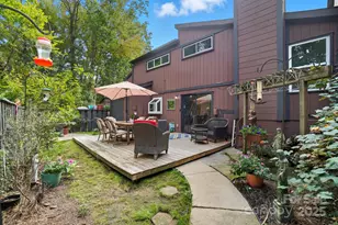 6103 Honeysuckle Ln, Charlotte, NC 28212 - Photo 23