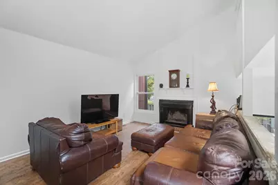 6103 Honeysuckle Lane, Charlotte, NC 28212 - Photo 5