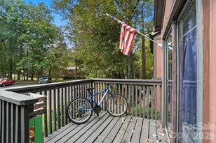 6103 Honeysuckle Ln, Charlotte, NC 28212 - Photo 3