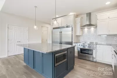 17909 Wilbanks Drive, Charlotte, NC 28278 - Photo 9