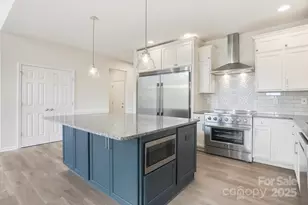 17909 Wilbanks Dr, Charlotte, NC 28278 - Photo 9