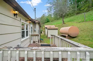 338 Sweet Creek Rd, Bakersville, NC 28705 - Photo 17